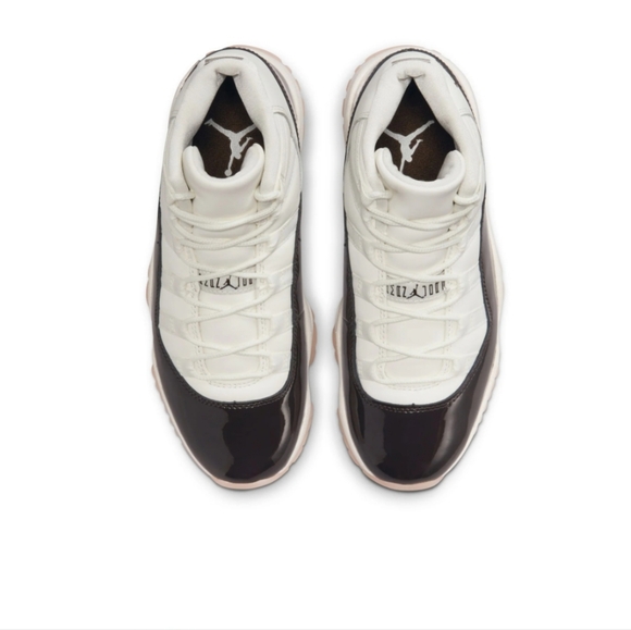 Nike Air Jordan Retro 11 "Neopolitan" Women - Picture 5 of 13